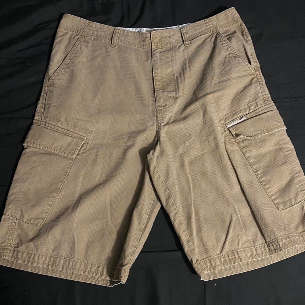 Khaki Vans Shorts With Knitted Skull